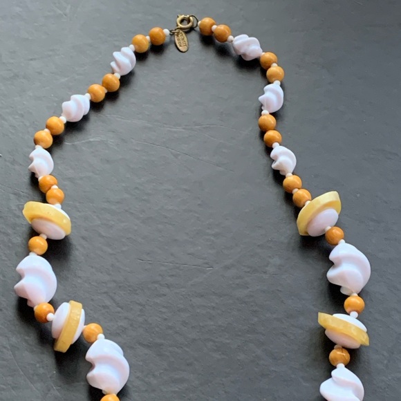 Miriam Haskell Vintage Lucite & Wooden Beaded Necklace Designer Jewelry - Picture 2 of 8